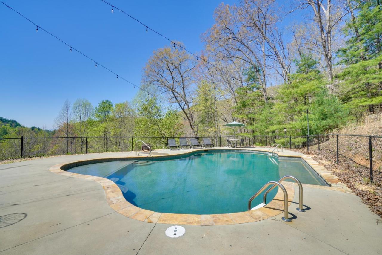 Expansive Home On 16 Acres With Smoky Mountain Views Murphy Exterior foto